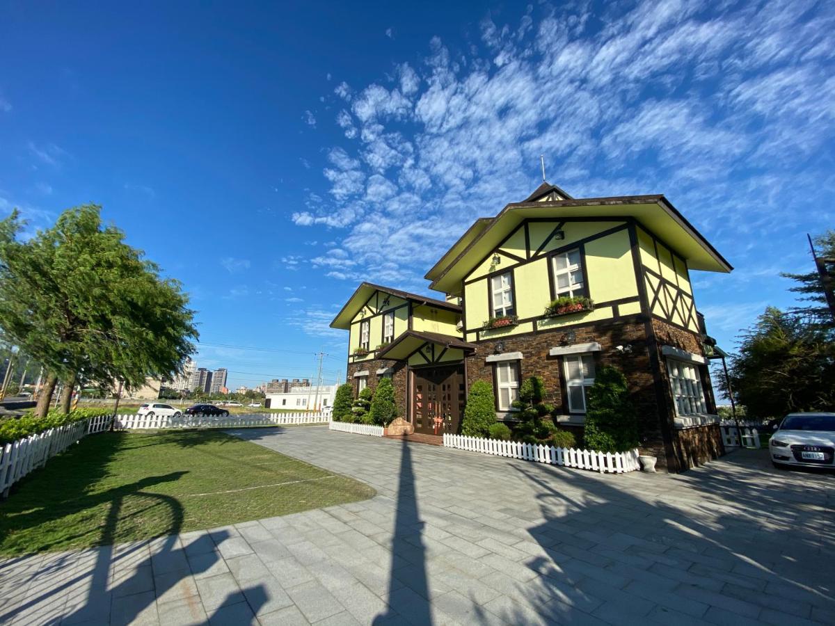 Luxembourg Hills Homestay Jiaoxi Buitenkant foto
