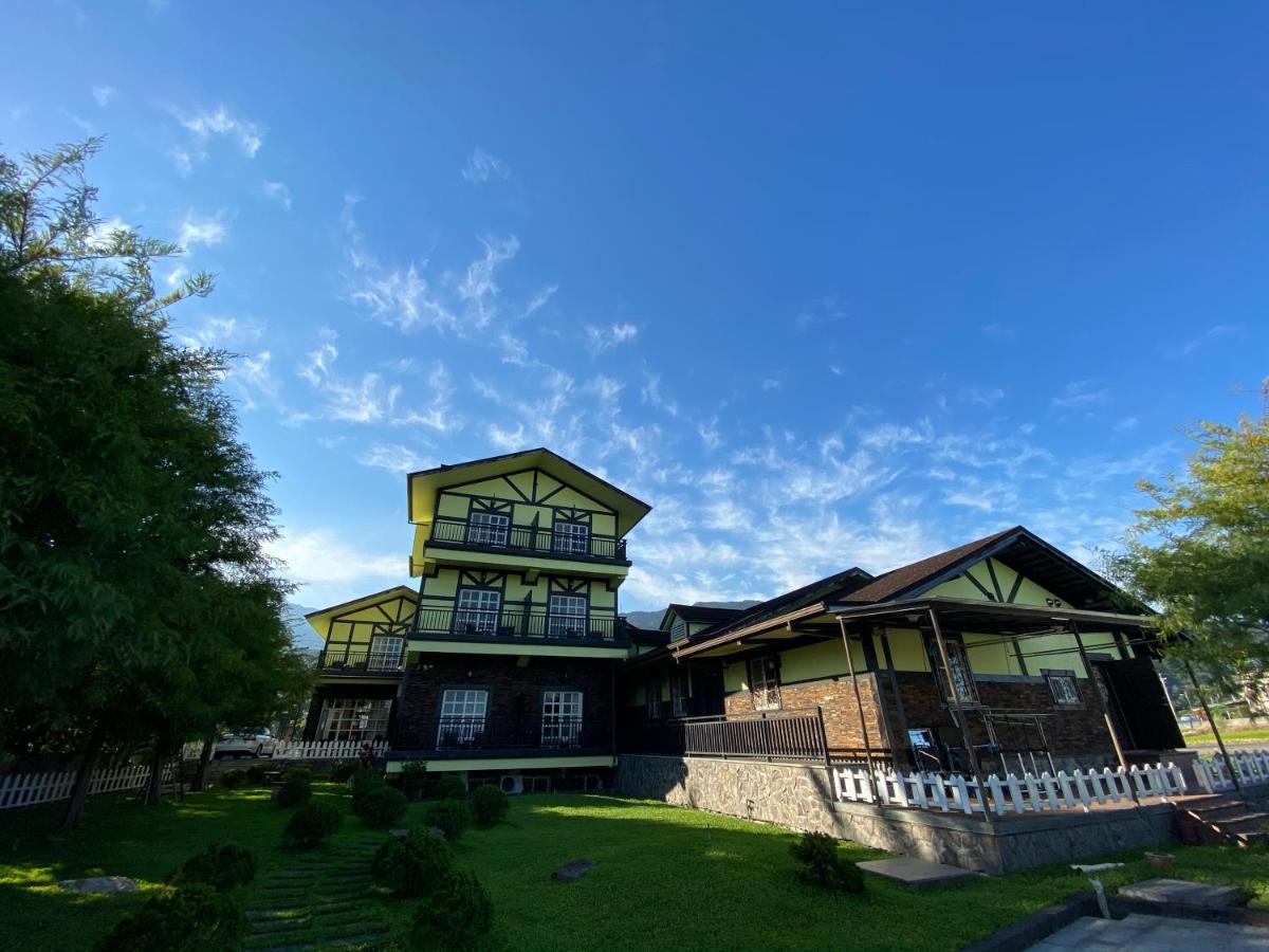 Luxembourg Hills Homestay Jiaoxi Buitenkant foto