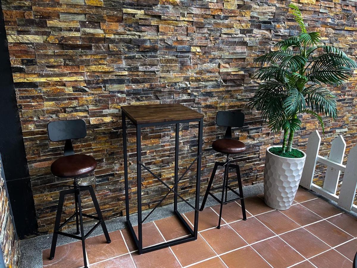 Luxembourg Hills Homestay Jiaoxi Buitenkant foto