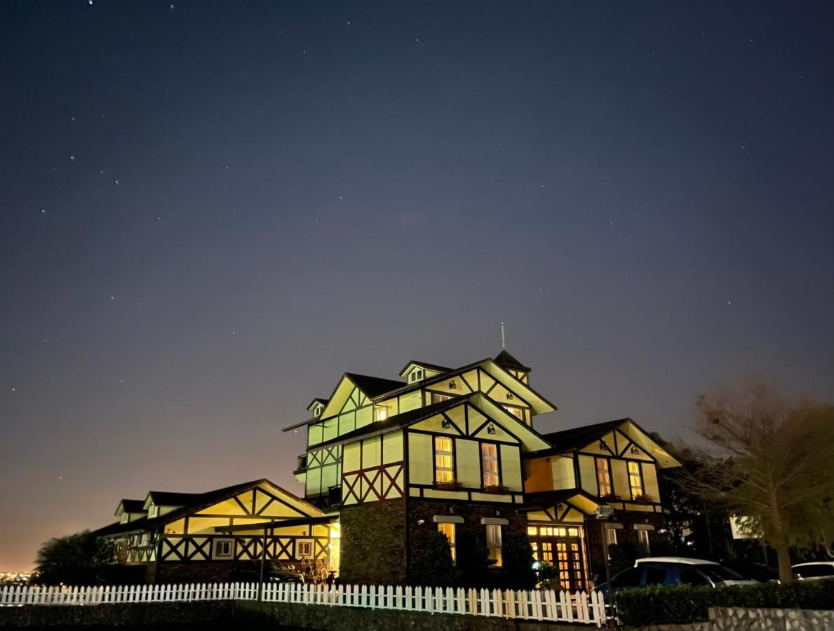 Luxembourg Hills Homestay Jiaoxi Buitenkant foto