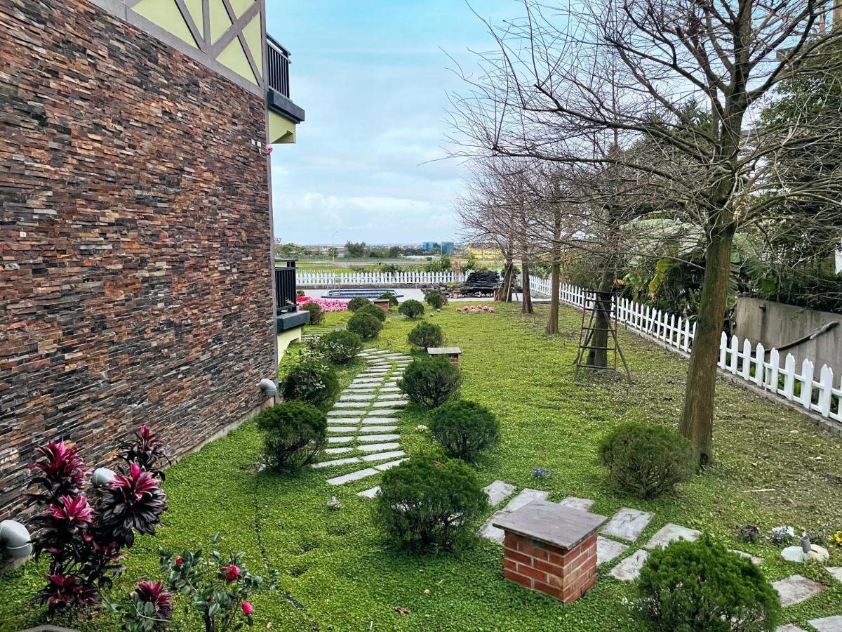 Luxembourg Hills Homestay Jiaoxi Buitenkant foto