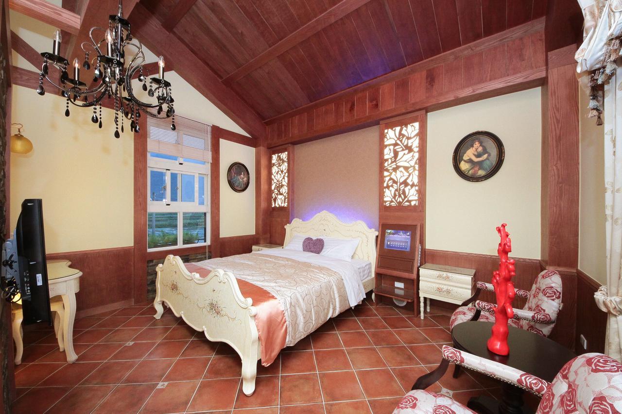 Luxembourg Hills Homestay Jiaoxi Buitenkant foto