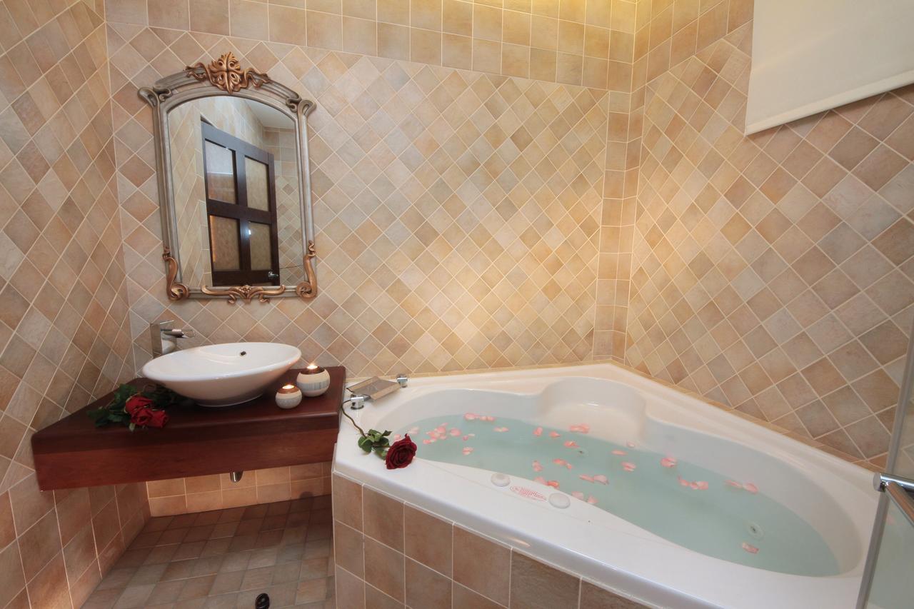 Luxembourg Hills Homestay Jiaoxi Buitenkant foto