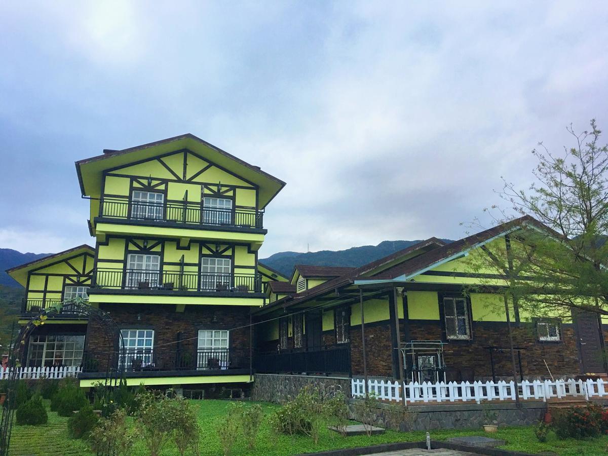 Luxembourg Hills Homestay Jiaoxi Buitenkant foto